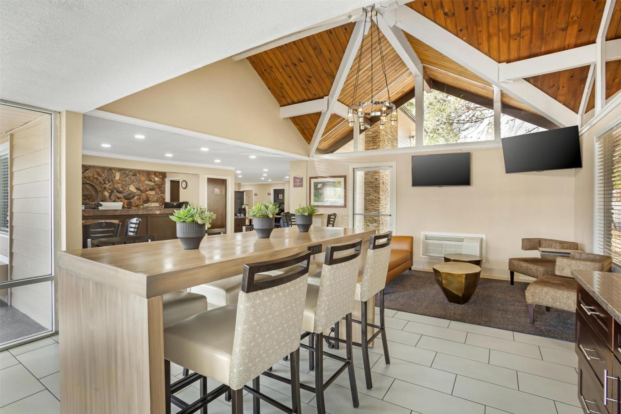 Hotel Western Gold Country